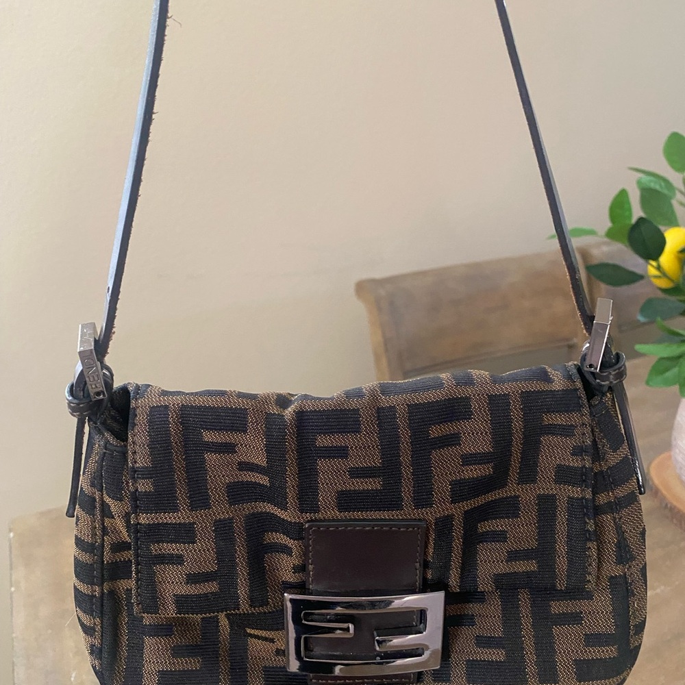 Fendi Zucca Baguette - Picture 6 of 11